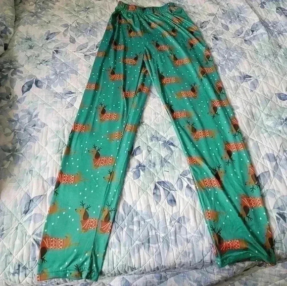 SHEIN pj leggings/pants Christmas winnie dogs size small - Picture 1 of 3
